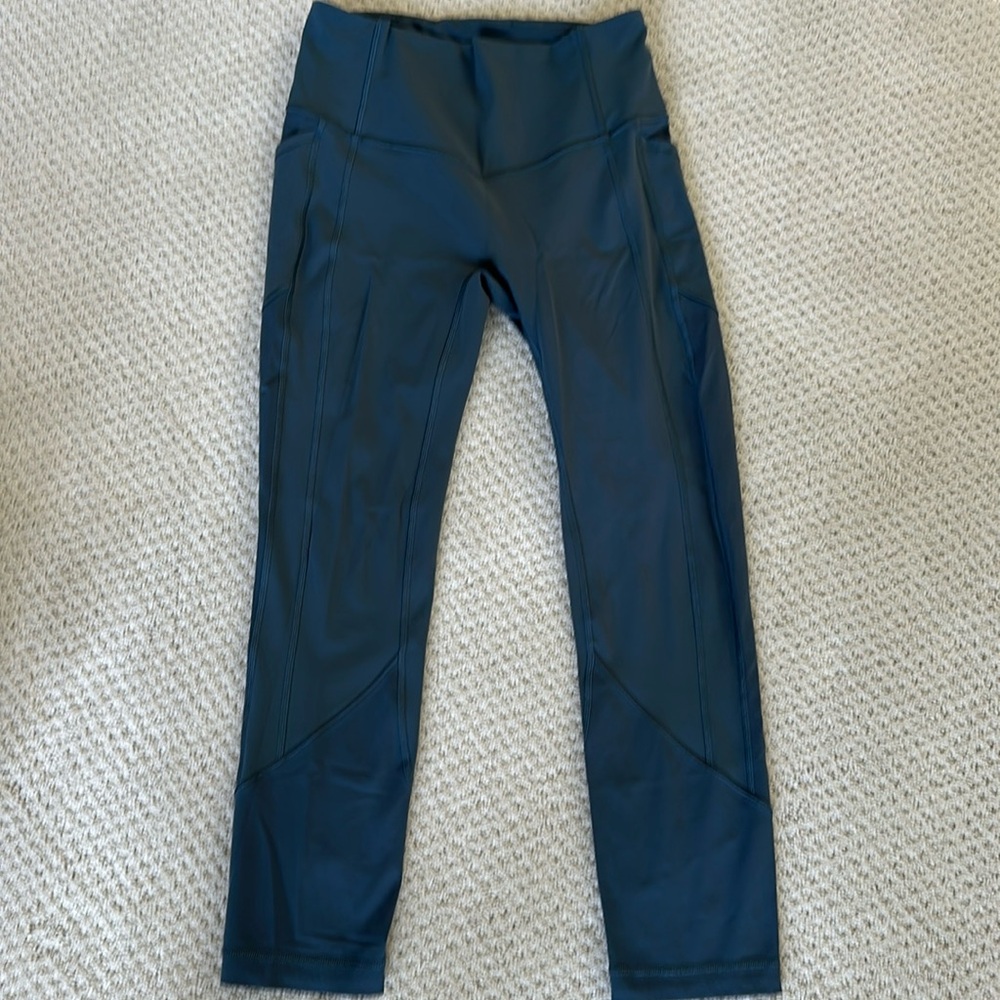 Lululemon 25” Legging with pockets